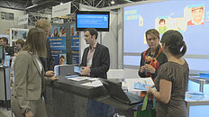 Salons - Vidéo 01 - La participation de Revenu Québec à un salon